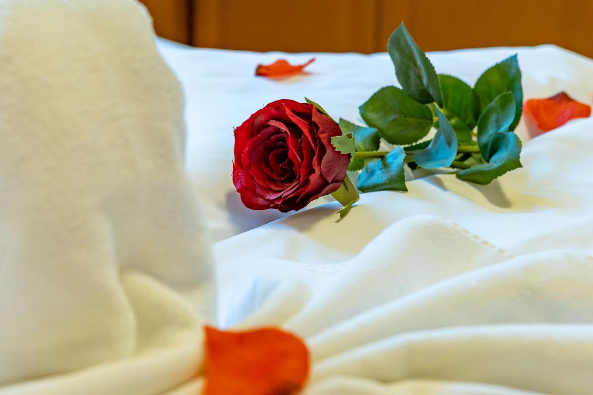 Hotel Barbakan Печ Экстерьер фото