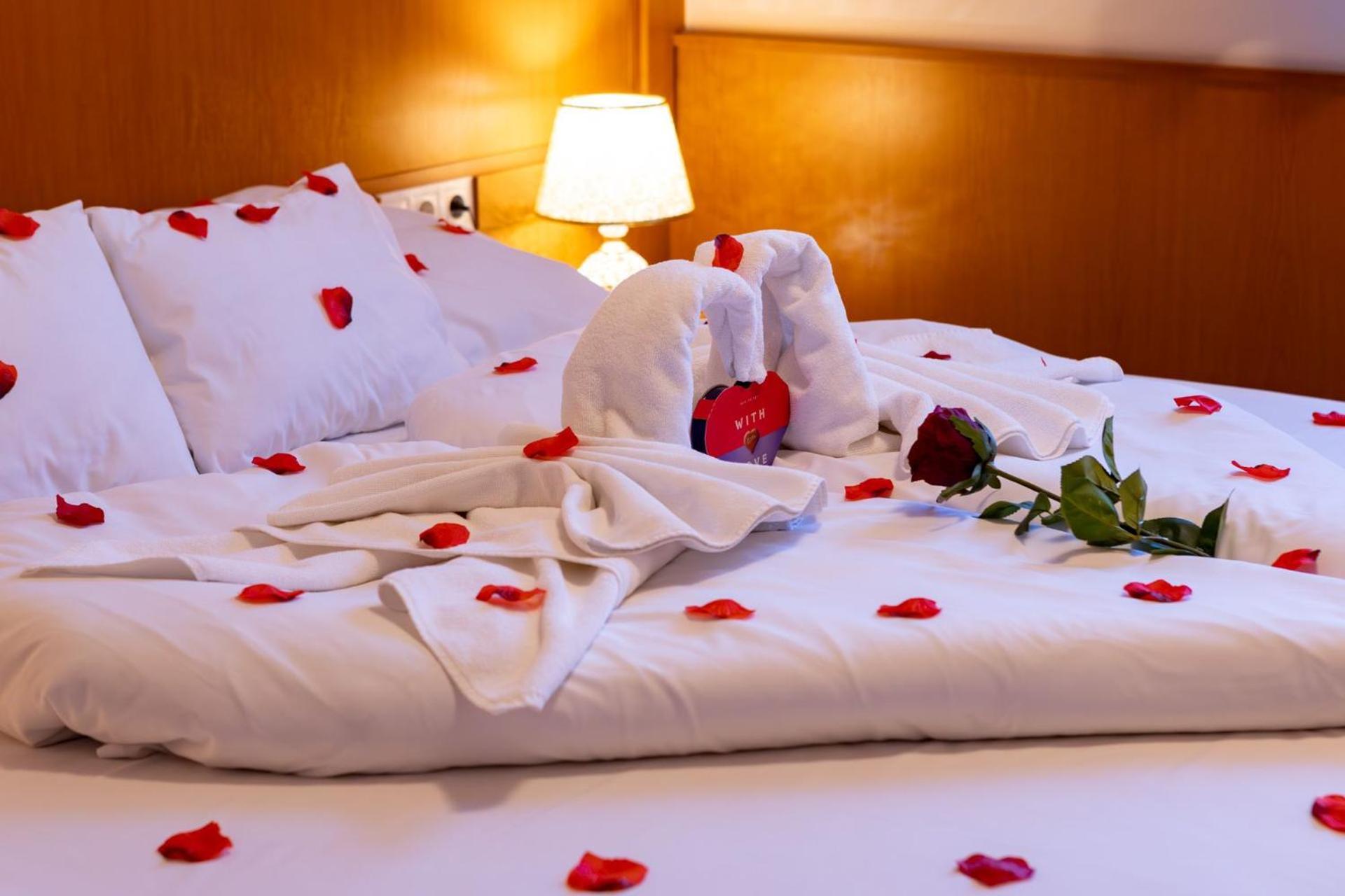 Hotel Barbakan Печ Экстерьер фото